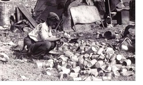 Conferinţele Suţu: Locuirea la margine de Bucureşti   între problema socială şi problema spaţială jpeg