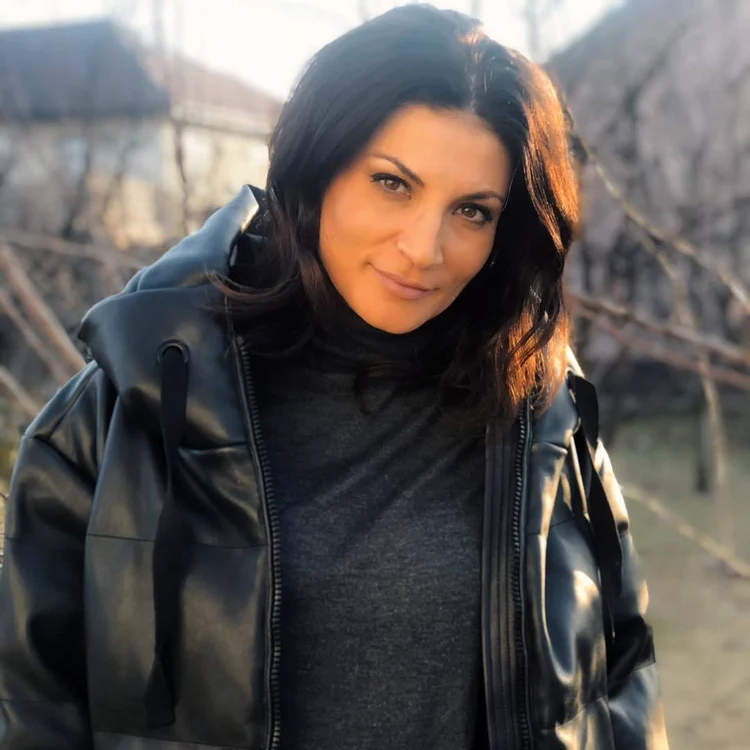 Actrița Ioana Ginghină îi desființează pe contestatarii Evei Măruță FOTO Adevărul