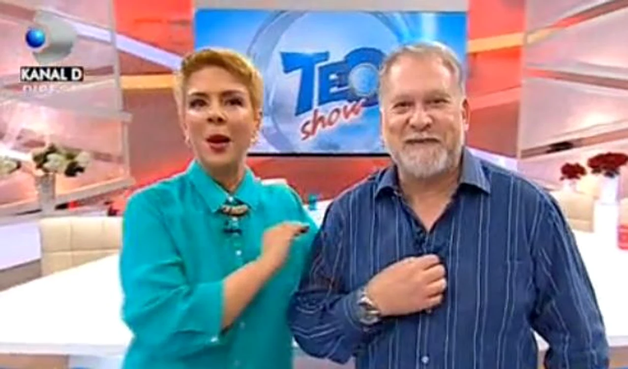 Teo şi Antonio dau impresia că flirtează la fiecare emisiune. (captură Kanal D)