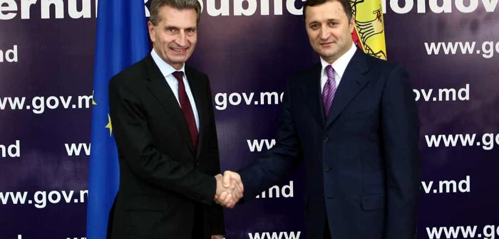 Premierul Vlad Filat şi comisarul european pentru Energie, Gunther Oettinger