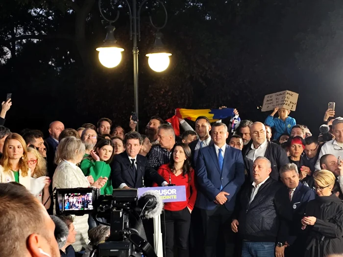 Presa ucraineană: Nicușor Dan câștigă alegerile prezidențiale, într-o confruntare decisivă cu extrema dreaptă