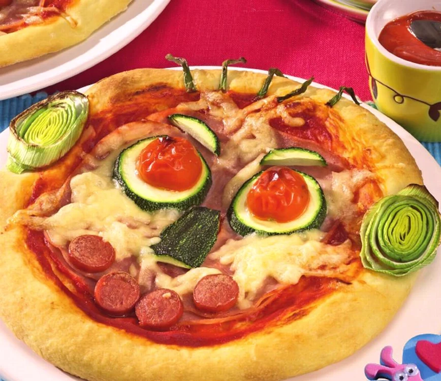 1366992728 9501pizza 20petru 20copii jpeg