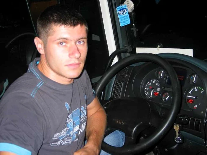 Şoferul TIR-ului implicat în accidentul din Canta, Liviu Colţa, 25 de ani