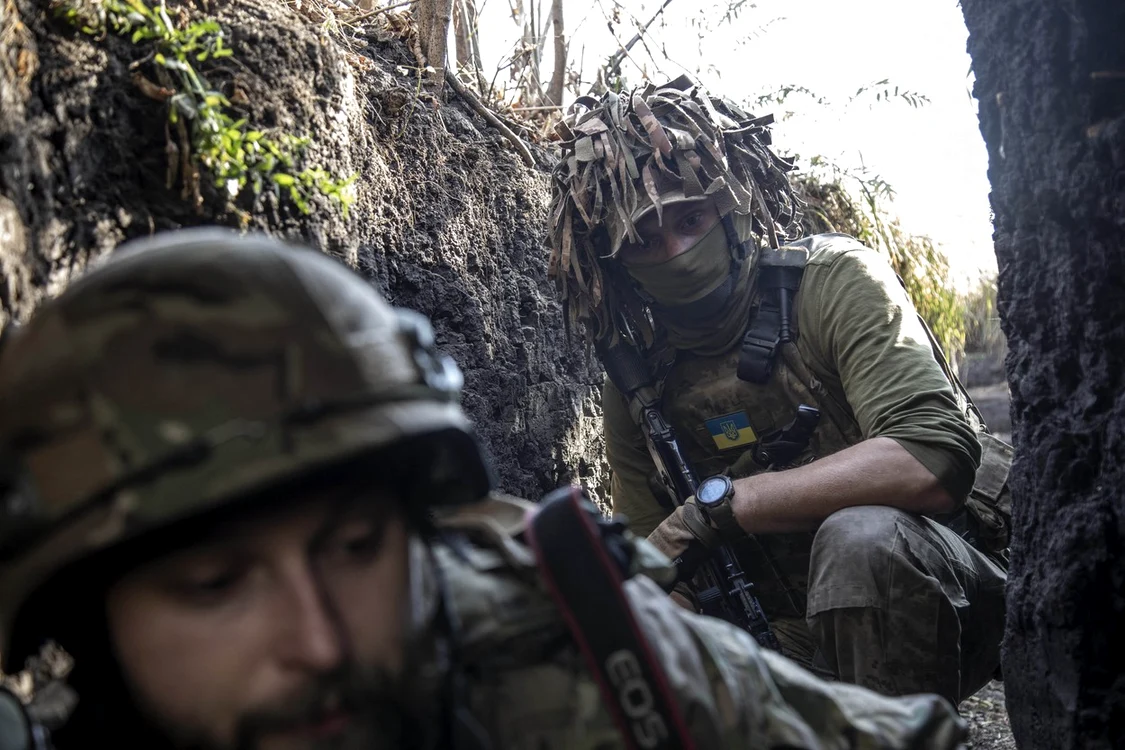 Soldați ucrainieni pe frontul din Ucraina oct 2023 FOTO Profimedia (1) jpg