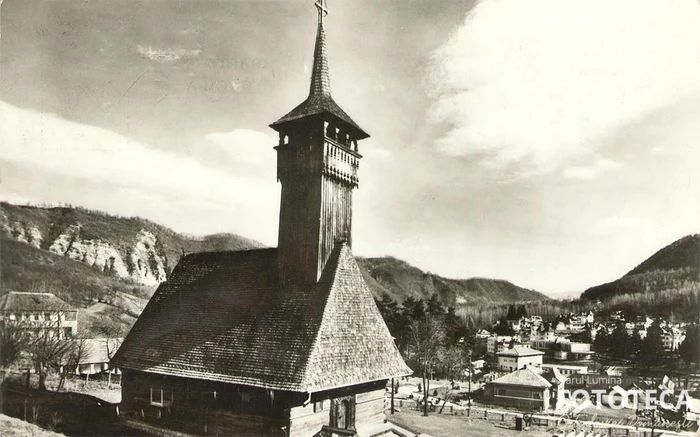 „Bisericuţa călătoare” - „Biserica lui Horea de la Albac” din staţiunea Băile Olăneşti - Vâlcea Foto fototecaortodoxiei ro - credit Al Mendrea