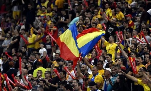 fani romania fotbal jpg