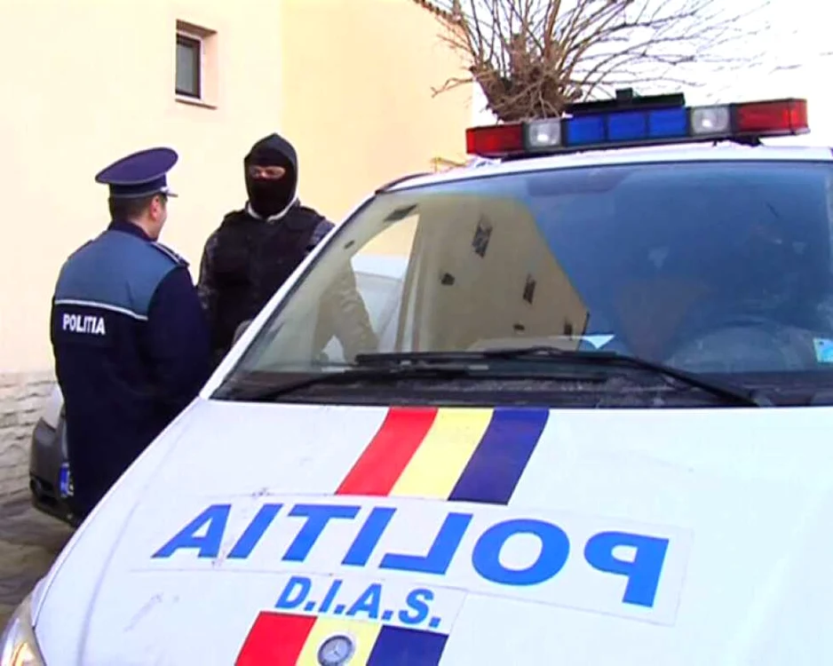Trupele DIAS şi anchetatorii au reţinut suspecţii
