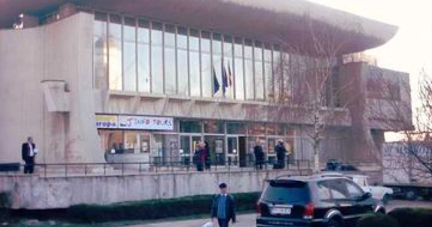 Ploieşt:Corina Chiriac cântă de Ziua Internaţională de educaţiei