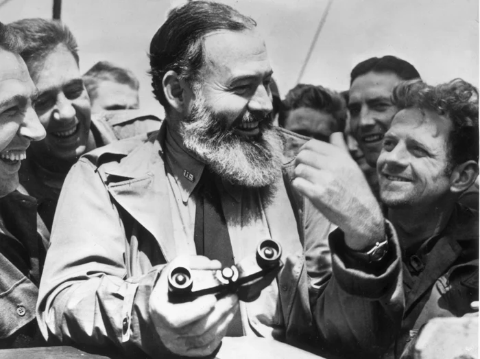 Vedete care s-au sinucis. Ernest Hemingway s-a împușcat cu arma preferată