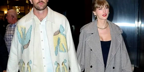 Taylor Swift, Travis Kelce jpeg