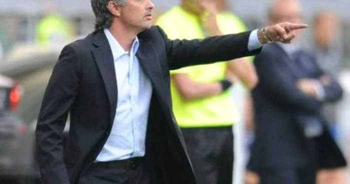 Jose Mourinho a fost trimis în tribune pentru proteste!