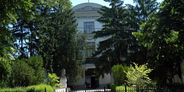 Sediul Central al bibliotecii VA Urechia din Galaţi. Foto