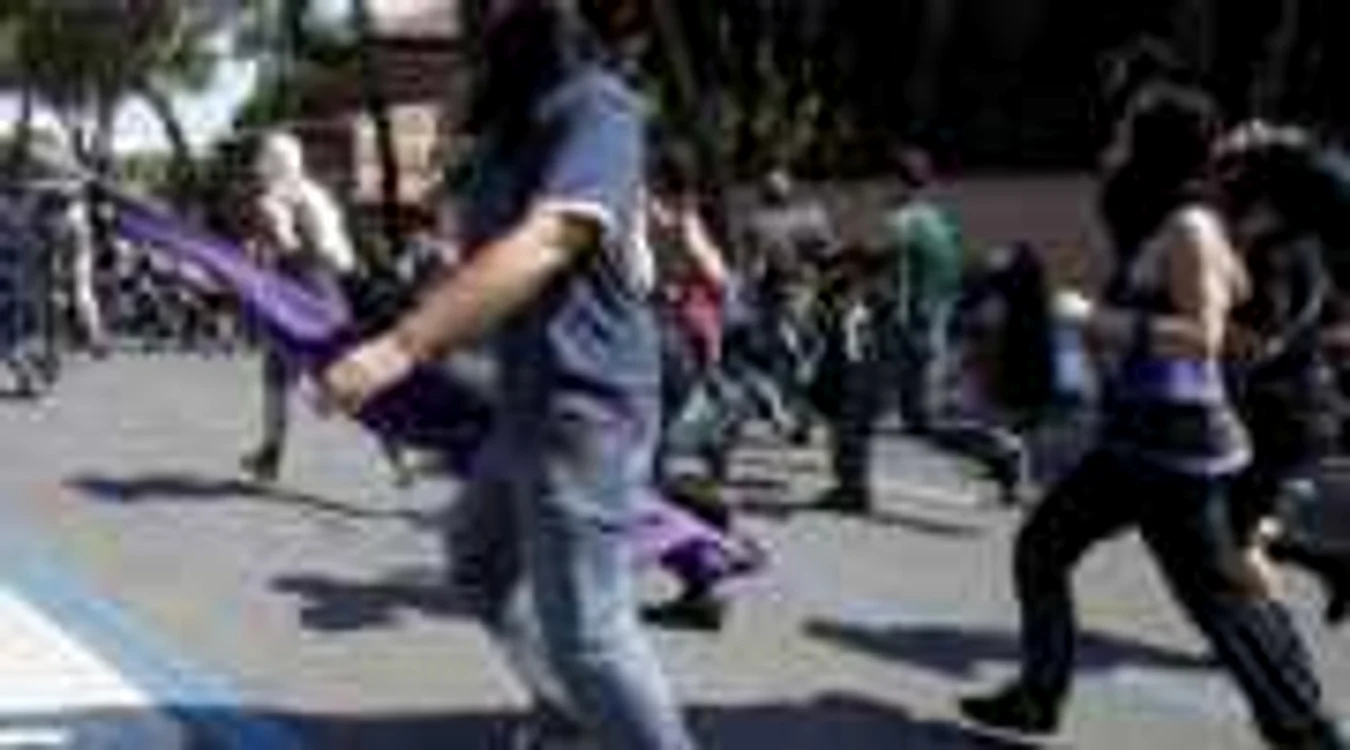 Mii de activişti protesteză faţă de summitul G8 la L'Aquila