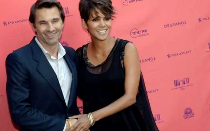 Halle Berry şi Olivier Martinez şi-au început relaţia în timpul filmărilor pentru „Valul întunecat“ FOTO AFP