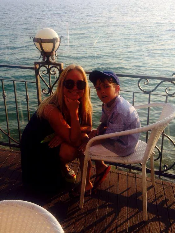 Vica şi Edan, fericiţi împreună