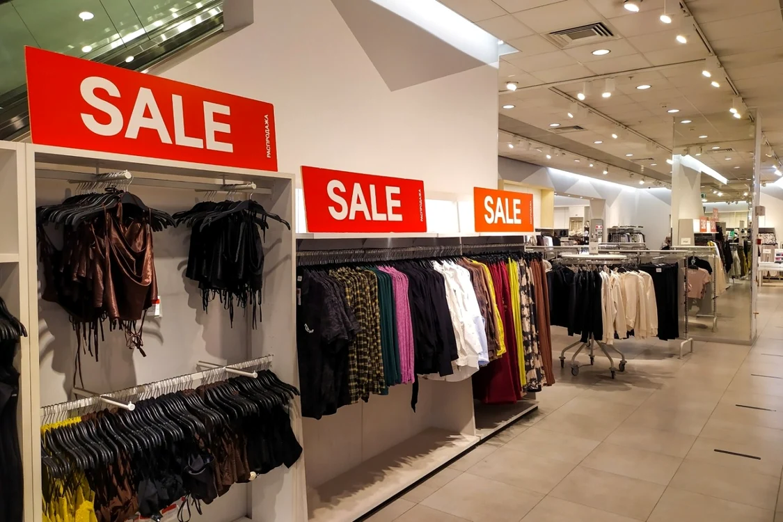 Produsele marilor branduri retrase din Rusia încă se găsesc pe rafturile magazinelor FOTO Shutterstock