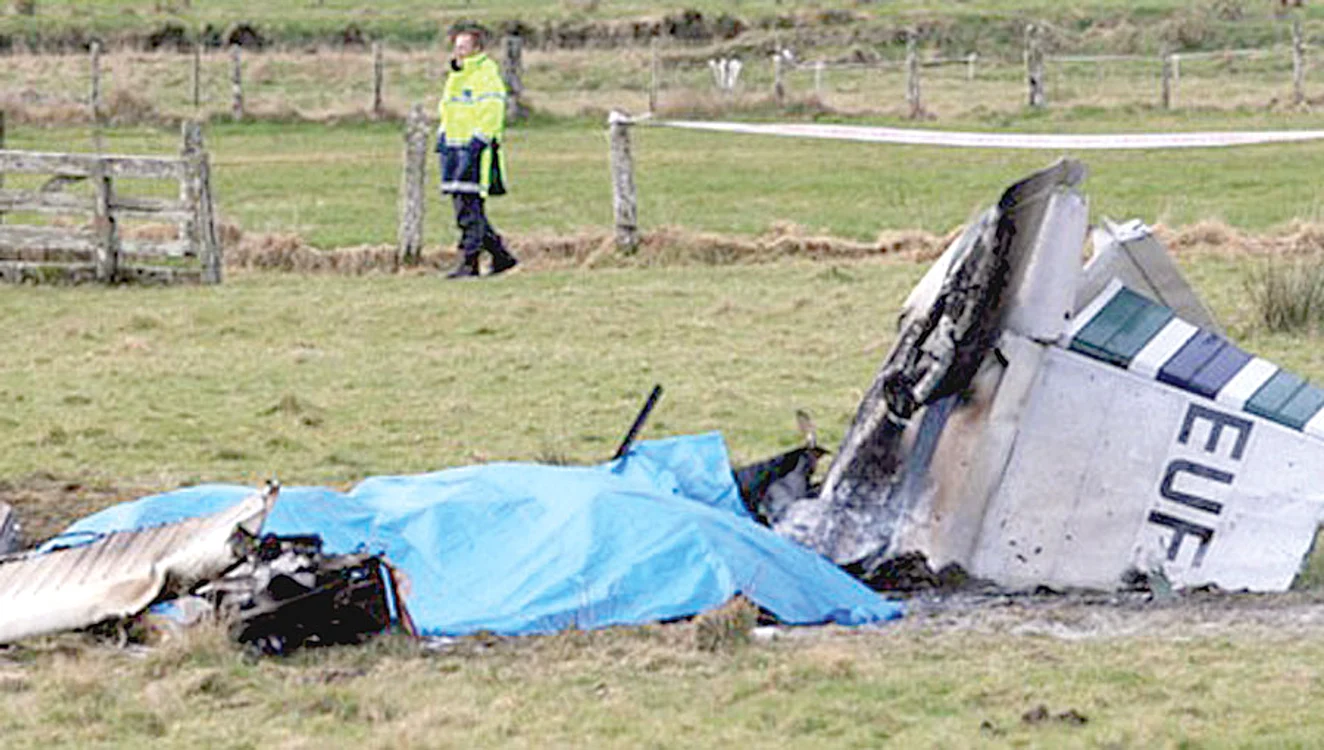Avionul Fletcher FU24, vechi de 30 de ani, nu putea zbura în linie dreaptă şi din cauza defecţiunilor