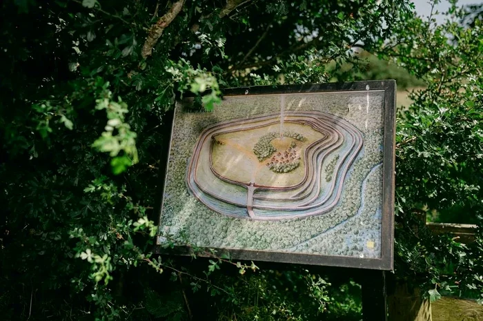Reconstituire a fortificației de la Wall Câmp (© University of Birmingham) 