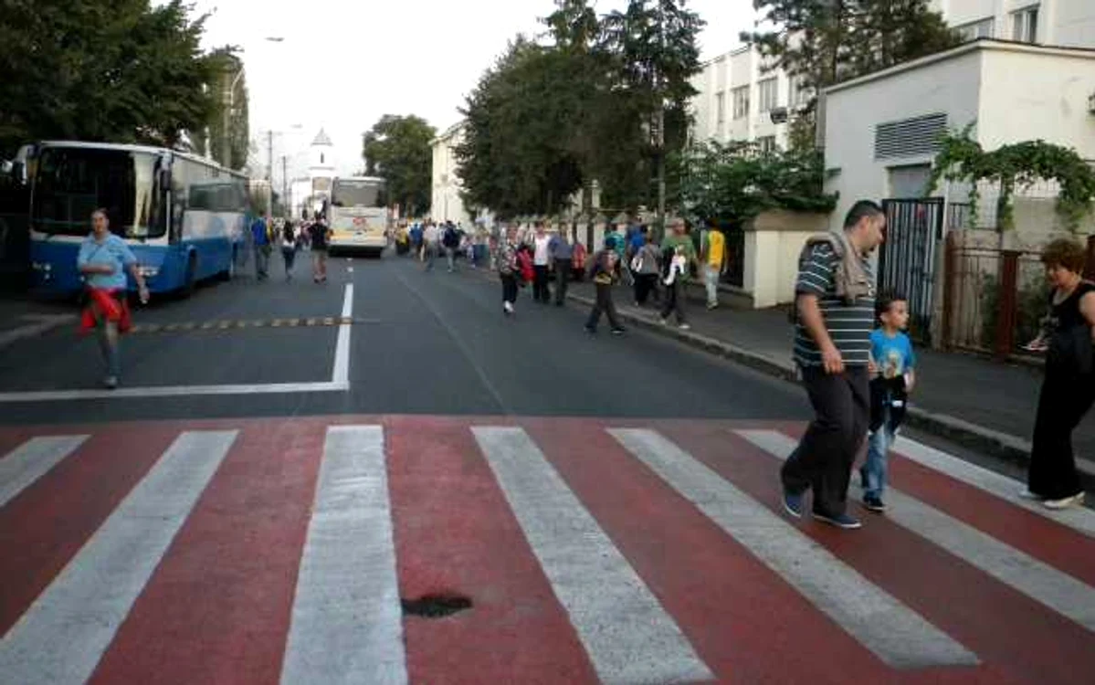 Zona este închisă pentru a permite accesul spectatorilor la meci. FOTO Adevărul Ploieşti