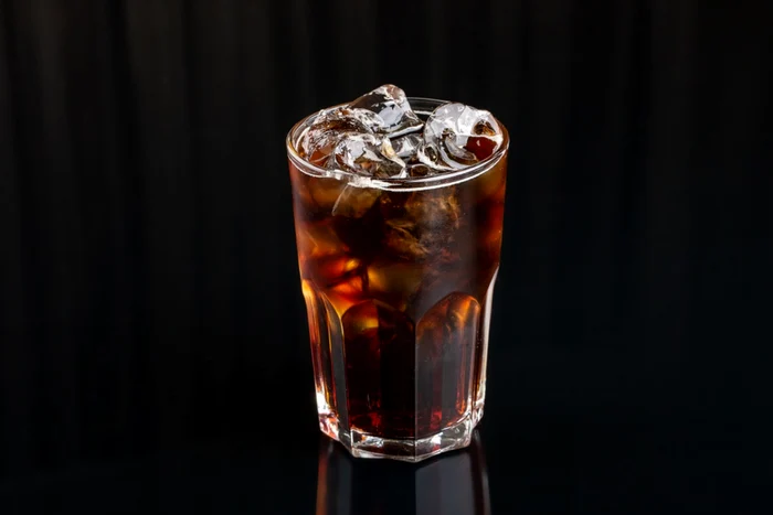 Cola fără cafeină: „Doar o apă neagră cu arome” - Mihaela Bilic - Foto Arhiva