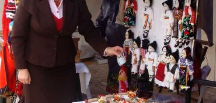 Piteşti: Arta populară a pus stăpânire pe Piteşti