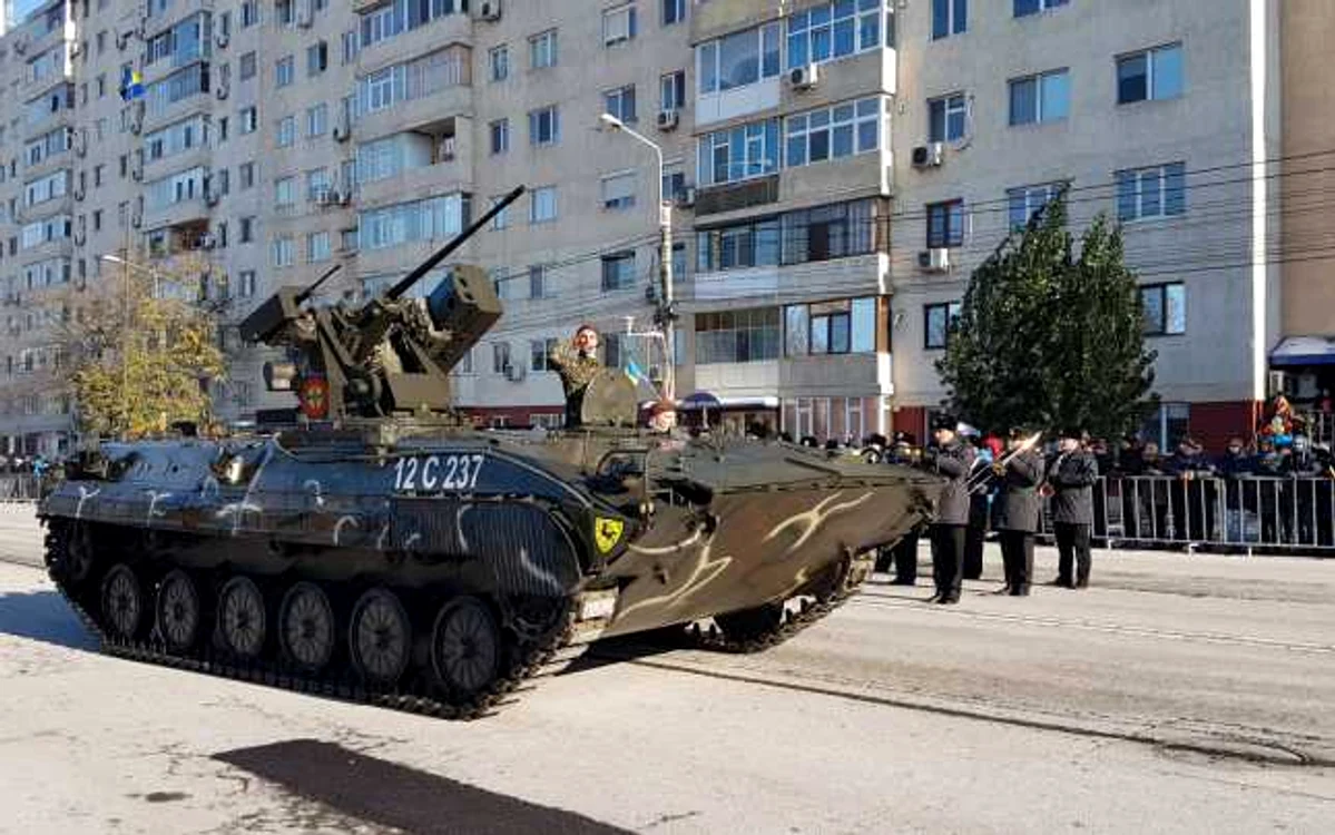 Parada militară din anul 2018                                                            FOTO: Călin Gavrilaş