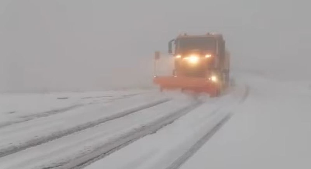 Zaradi snega in močnega vetra začasno zaprt Transfăgărășan