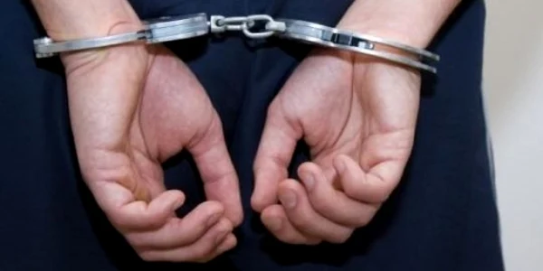 Inginerul din cadrul Companiei de Apă Oltenia a fost arestat pentru luare de mită 