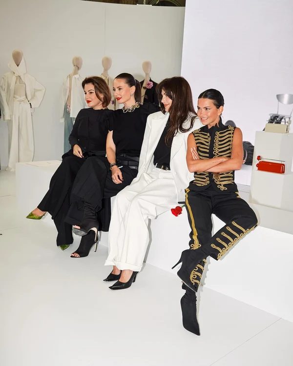 INNA foto facebook jpg