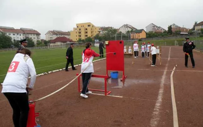 Cele cinci echipaje au fost supuse unei probe teoretice şi la două probe practice FOTO ISU