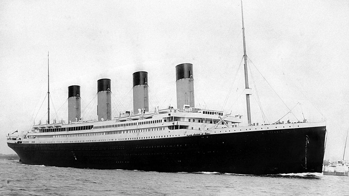 Aisbergul care a scufundat Titanicul | FOTO  jpeg