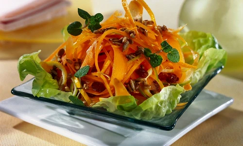 salata de morcovi cu suc de portocale jpeg