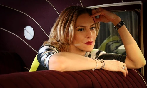 5 roxana ciuhulescu operata jpg jpeg