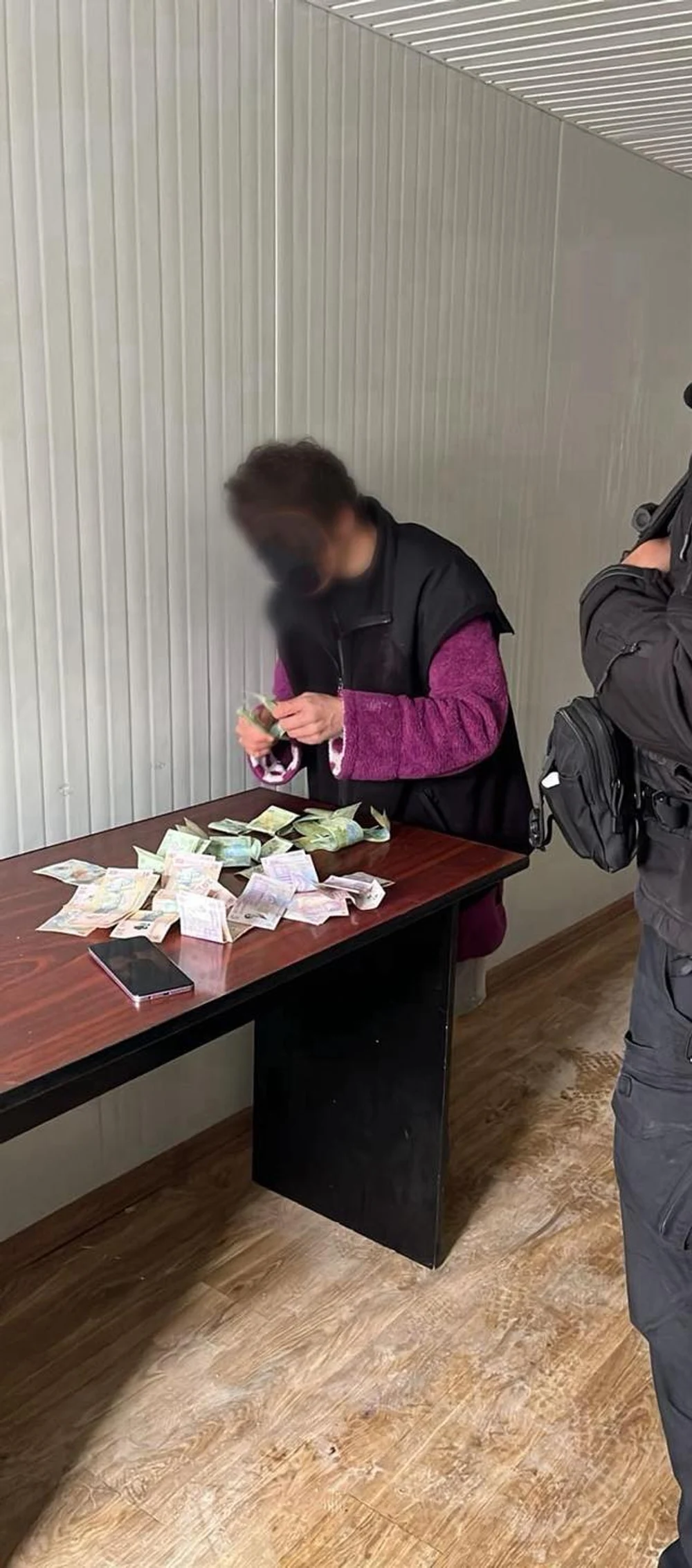 Milă pe bani mulți. Un cerșetor ridicat de polițiști din Sectorul 6 a dezvăluit cât câștigă: 300 de lei pe oră