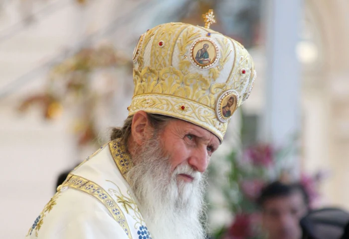 ÎPS Pimen a pierdut lupta cu noul coronavirus, în ciuda tratamentelor de ultimă generație care i-au fost administrate