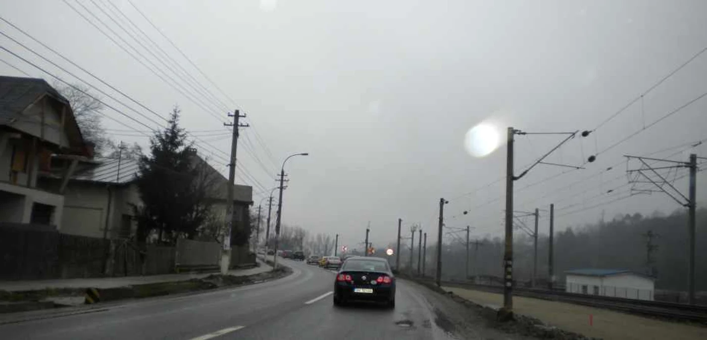 Şoferii care se întorc de la munte pot folosi ruta Braşov-Săcele-Cheia-Vălenii de Munte