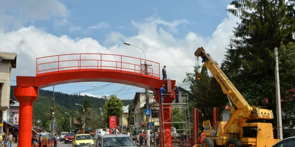 Lifturi şi scări rulante pe dn1