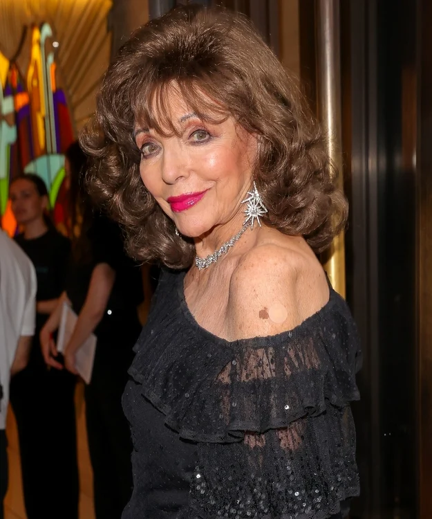Joan Collins (3) jpg