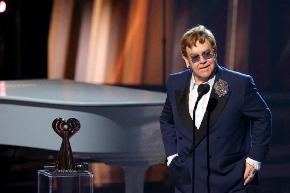 ELton John a reușit să câștige 5 premii Grammy