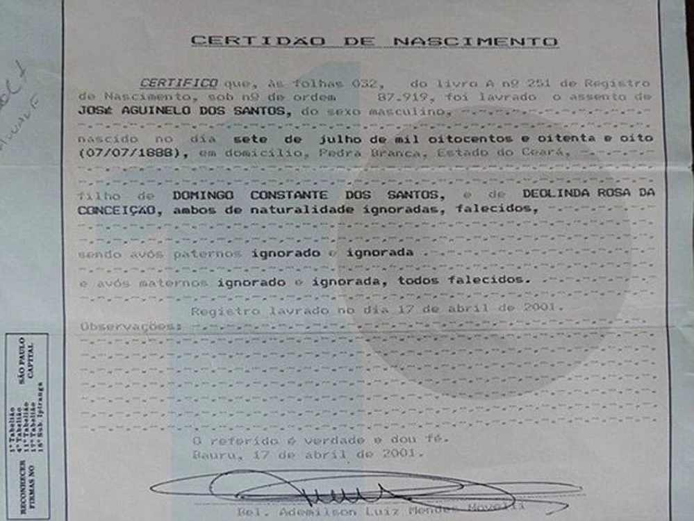 Certificatul de naştere a venit luna trecută şi e primul act pe care Jose l-a avut toată viaţa