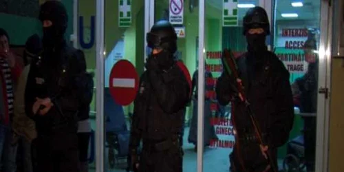 În urma scandalului un bărbat a ajuns la spital Foto