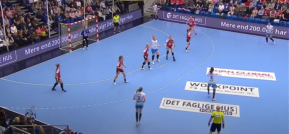 CSM Bucureşti a pierdut în sferturile Ligii Campionilor la handbal feminin, în fața danezelor de la Esbjerg