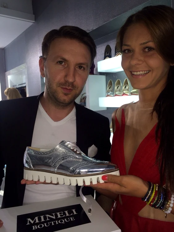 
    Andreea Mitu, alături de Ionuţ Glăvan  