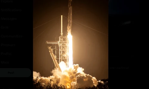 O rachetă Falcon 9 a trimis două sonde către Lună Foto Spacex jpg