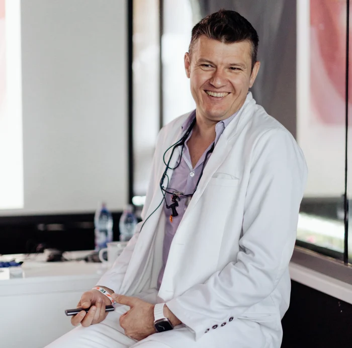 Dr. Johnny Barbur, medic specialist în ortodonție și ortopedie dento-facială