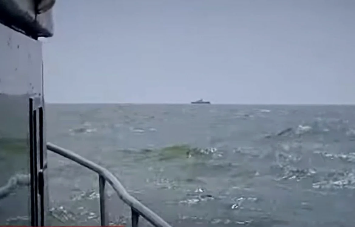 „Dacă nu întoarcem, o să avem necazuri”, spune un comandor al Gărzii Marine. FOTO Captură video
