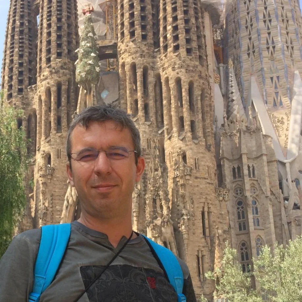 Un cunoscut medic din România a murit la doar 51 de ani, în urma unui infarct. Soția sa este cardiolog