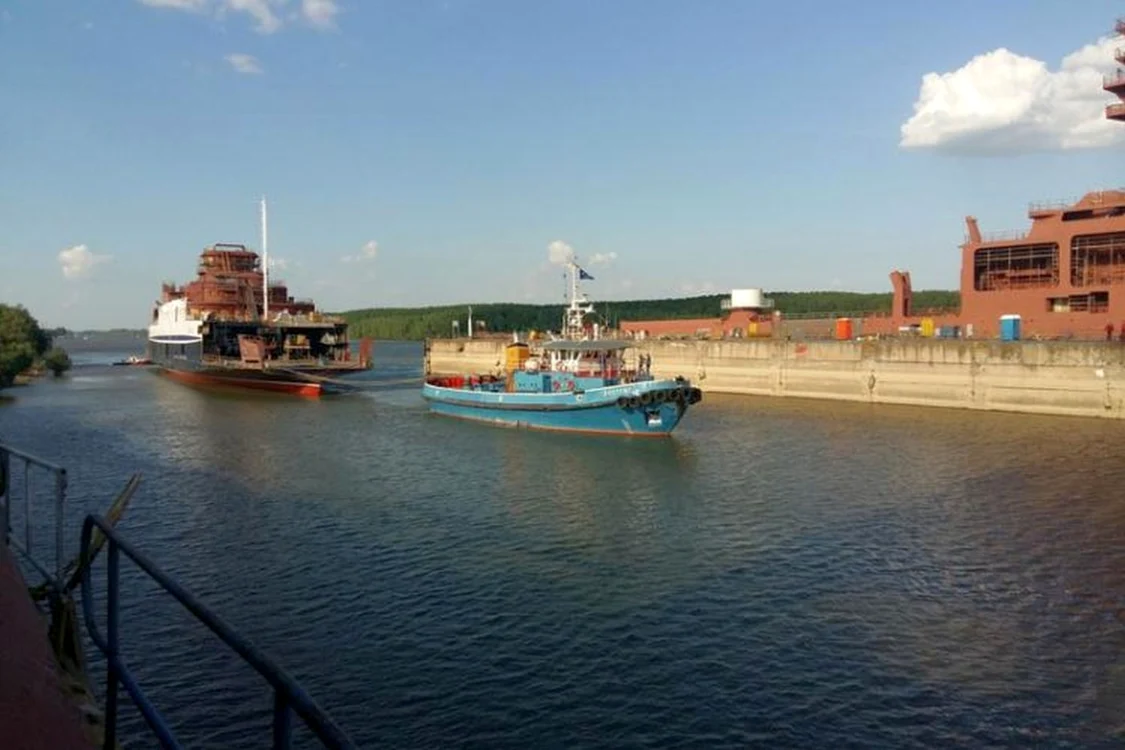 Lansarea la apă a feribotului Flatoy FOTO Vard Brăila