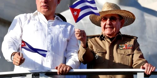 Raul Castro sarbatorind Ziua Muncii in 2019 alaturi de Miguel Diaz-Canel FOTO EPA-EFE