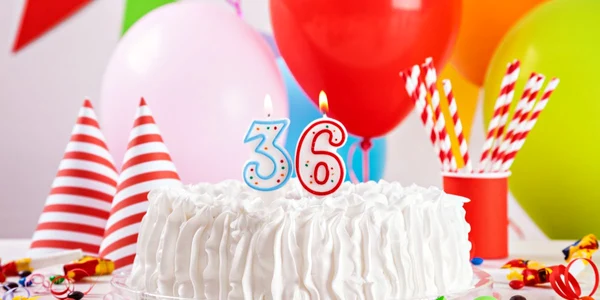 36 de ani Shutterstock